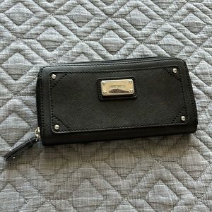 Black Nine West wallet